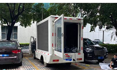 P10 moving truck led screen